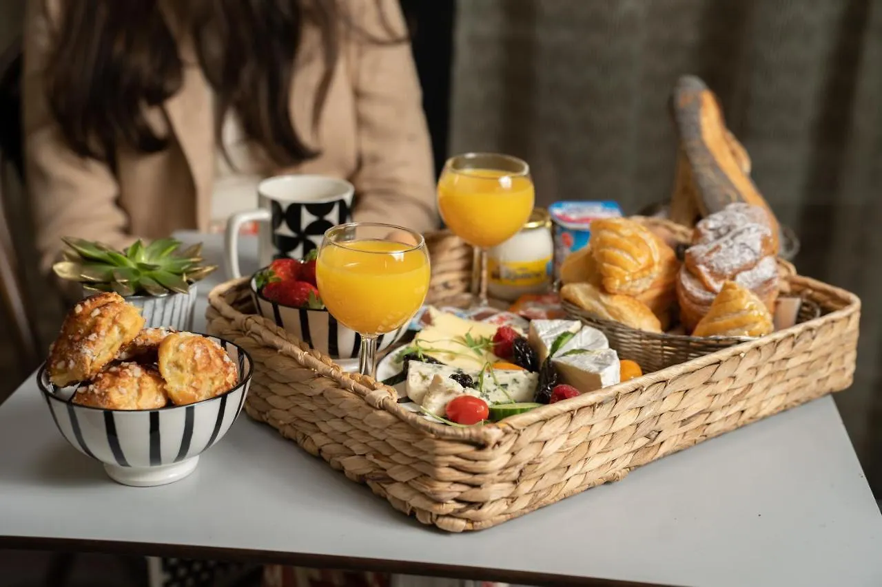 Hotell Du Mont Dore Batignolles