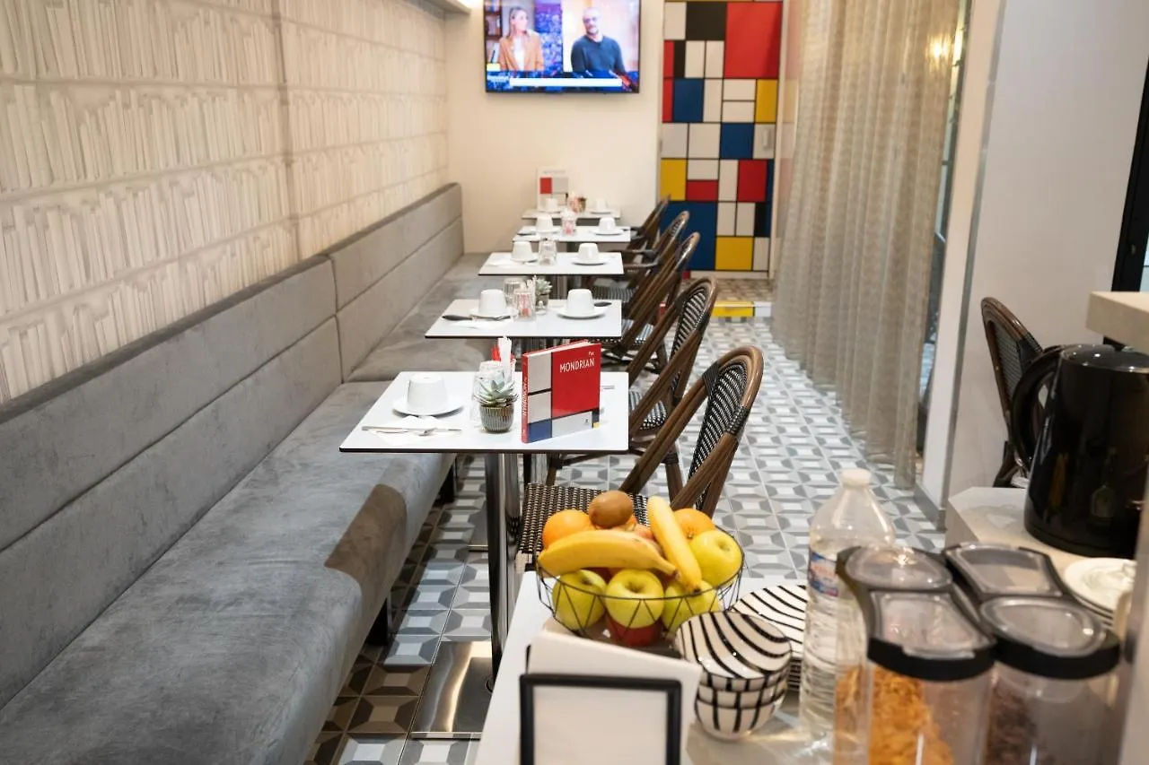 Du Mont Dore Batignolles Hotell