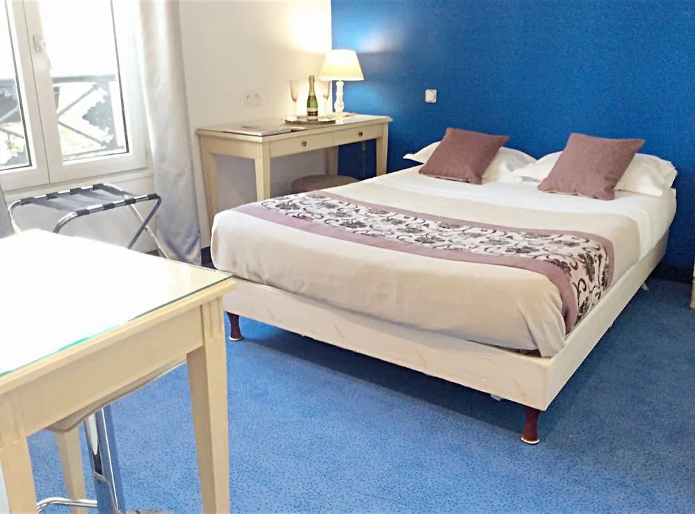 Du Mont Dore Batignolles Hotell 3*